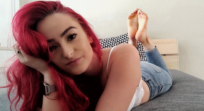 I'm online 🍑👣💦 @chaturbate https://t.co/eosaPcTFIt<a class="tags" href="/tag/chaturbate">@chaturbate</a><a href="/tag/mvsales"class="tags"><span>#mvsales</span></a>