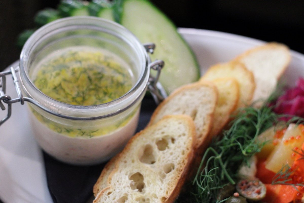 Our Smoked Trout Rillettes with Cucumbers, Crostini, Caperberries, Dill, & Pickled Onion 👌 #GTFishandOyster #BokaRestaurantGroup