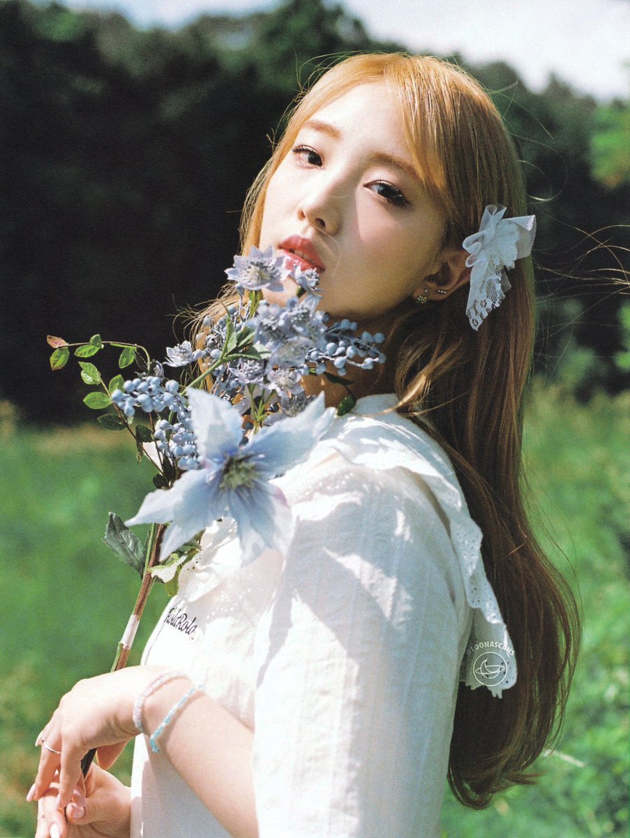 loonascans's tweet photo. ◇ Summer Package Photobook
» Yeojin https://t.co/JjzOaLrAQf