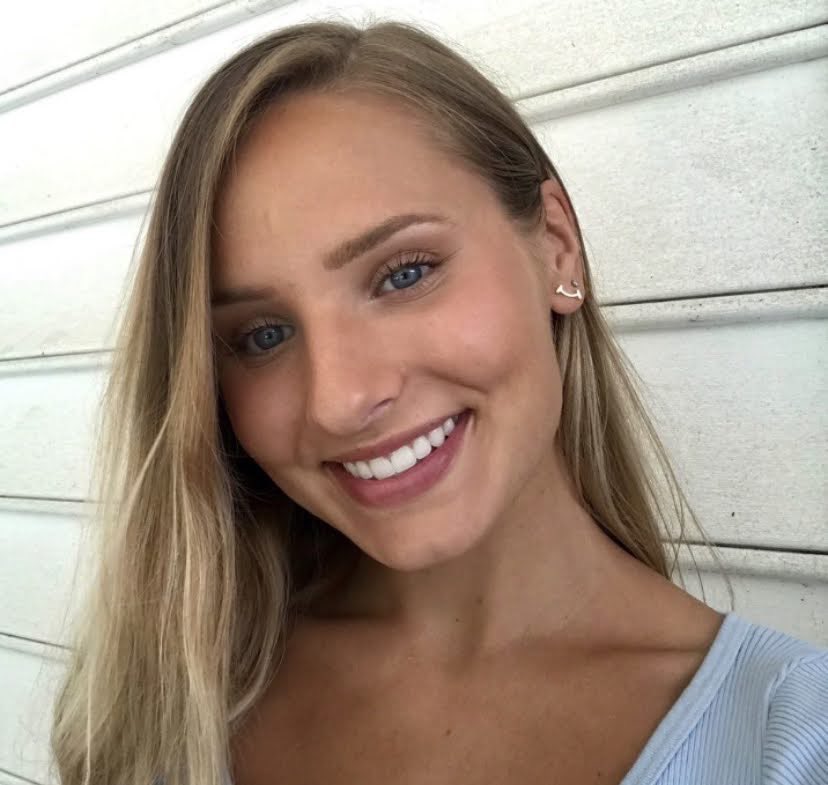 We’re thrilled to share a partnership to smile about🌐💙As the sponsor of our monthly newsletter, <a href="/StackedbySuzie/">StackedbySuzie</a> has teamed up with us to make more smiles possible — and they’ve even made exclusive Smile Stud earrings! ✨Subscribe to our newsletter now ➡️ bit.ly/ossnapshotnews