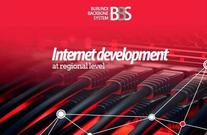 Mediabox, Entreprise de Services Numériques (@mediabox16) on Twitter photo Le #Burundi devient le 1er pays <a href="/jumuiya/">East African Community</a> à réussir un recensement digitalisé de tous les fonctionnaires de l'Etat en seulement 2 jrs.
Atouts: dense réseau d'infra numériques , couverture mobile 3G/4G frôlant les 100%, administration maillant le territoire jusqu'à la s/colline Le #Burundi devient le 1er pays <a href="/jumuiya/">East African Community</a> à réussir un recensement digitalisé de tous les fonctionnaires de l'Etat en seulement 2 jrs.
Atouts: dense réseau d'infra numériques , couverture mobile 3G/4G frôlant les 100%, administration maillant le territoire jusqu'à la s/colline