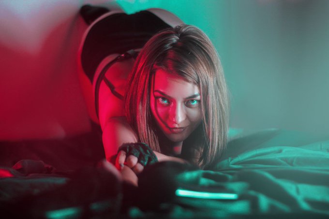 Goodnight 😘 https://t.co/Izr3g88aRD<a href="/tag/leather"class="tags"><span>#leather</span></a><a href="/tag/sexy"class="tags"><span>#sexy</span></a><a href="/tag/smoke"class="tags"><span>#smoke</span></a>