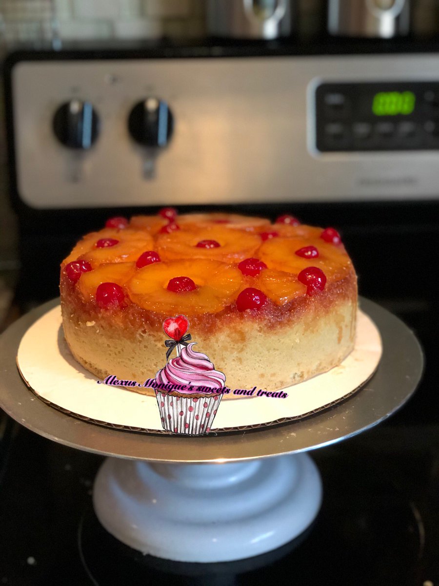 Alexus_moniques's tweet photo. Pineapple upside down cake #🍍 #🍒 #cake #pineappleupsidedowncake #pineapple #maraschinocherrirs #madefromscratch #phillybaker https://t.co/pwzHSvSBC5