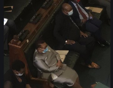 AAChokwadi's tweet photo. I see @JobWiwaSikala joining the winning team (Mdc T) to avoid political skirmishes on his part. Mr Sikhala is always moved by personal interests. He is not that type which lives where personal interests are under threat. Watch the space. @DrThoko_Khupe https://t.co/NAJwk4Bk4V
