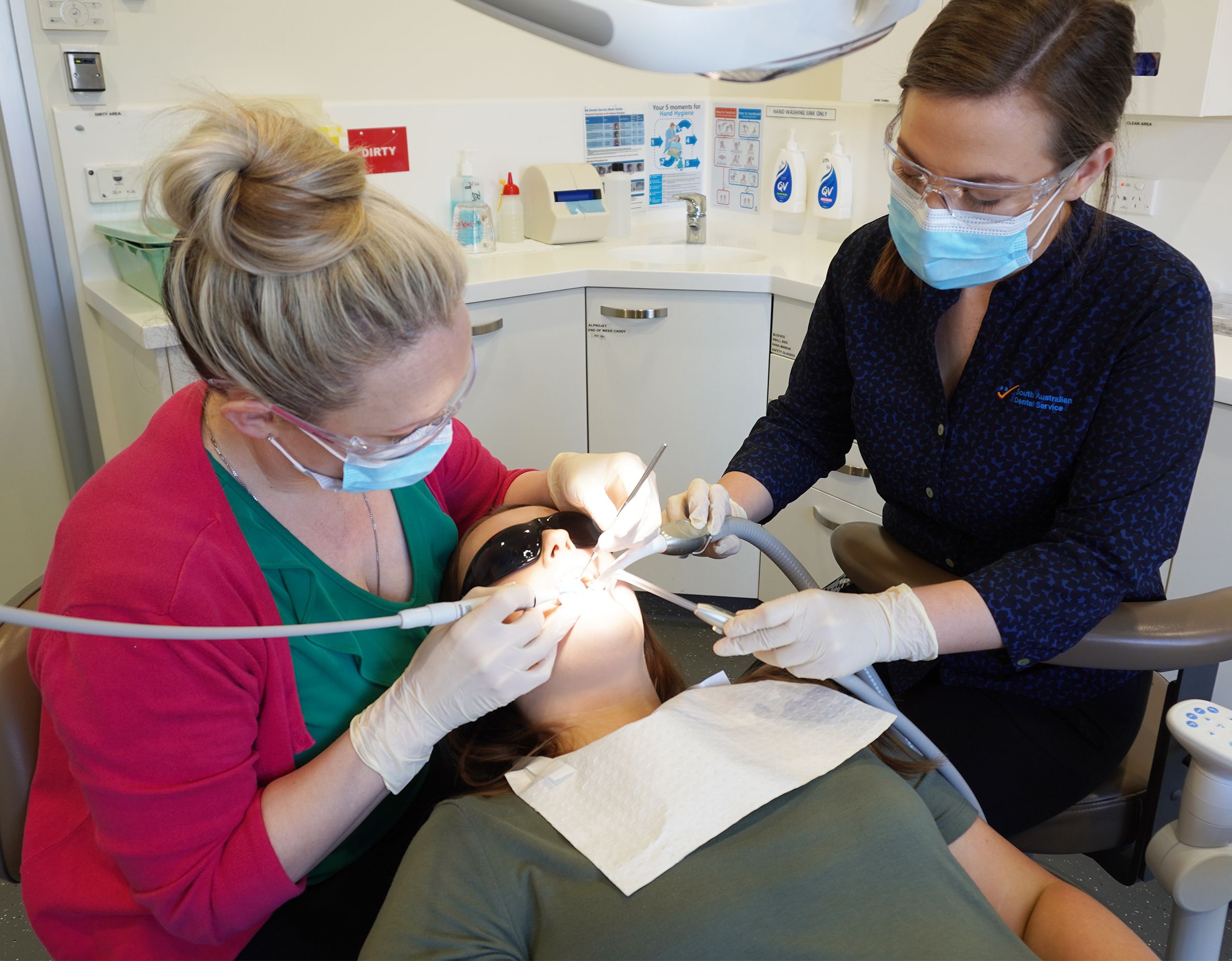 Do you wear sunglasses when you visit the Dentist ? ResetEra