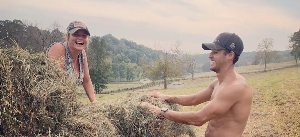 Miranda Lambert tweet media