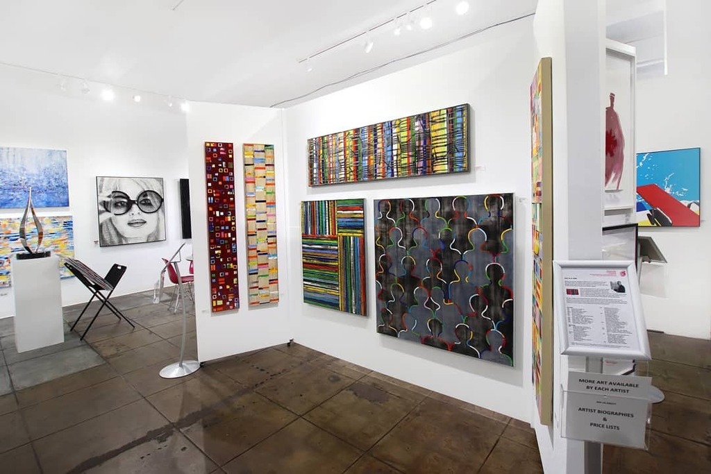 A Petra Rös-Nickel artwork collection. Always unique but always recognizable!

#artwork #originalart #buyart #artspacewarehouse #newart #artoftheday #artofinstagram #artoftheweek #instaart #oilpainting #geometricart #geometric #pattern #artgallery #germanartist #deutschekuns…