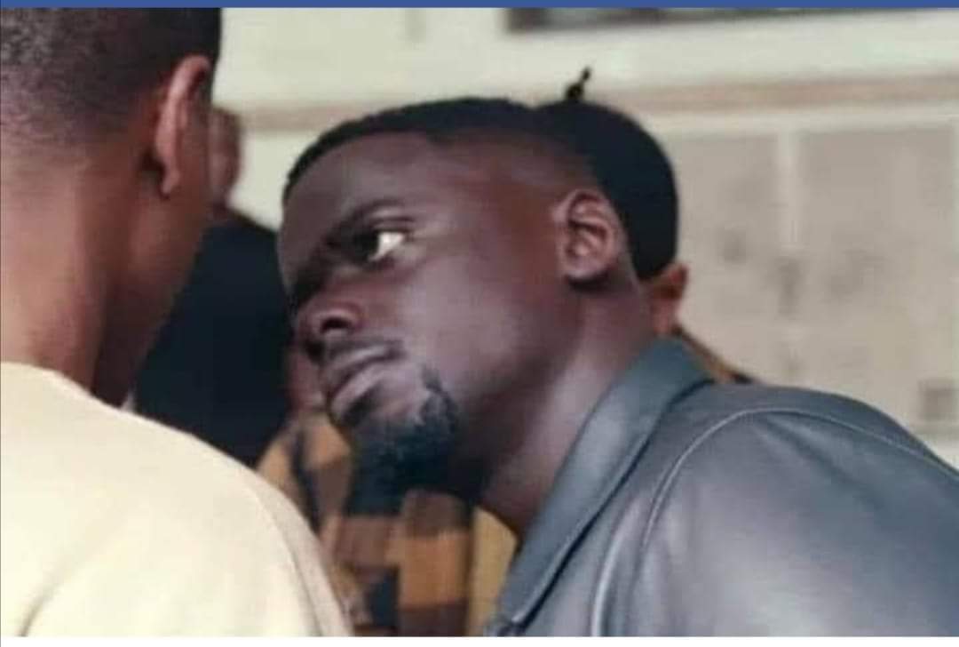 اكو واحد يكعد هسه من النوم 
😶👌