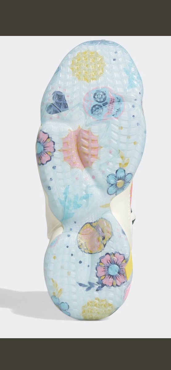 JazzNationBr's tweet image. Mitchell ainda vai se tornar o dono dos tênis de basquete mais incríveis do universo. Cara é f*da dentro e fora das quadras. #donissue2