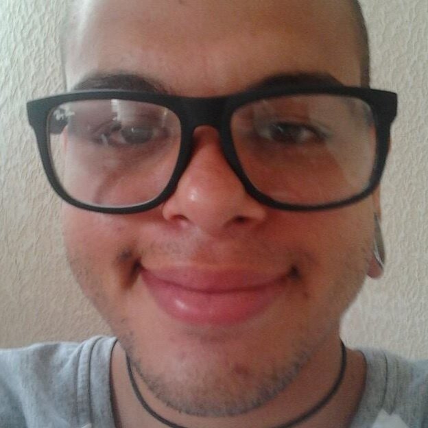 KusterMeme's tweet photo. Ooiin já fizeram as atividades Online? meus amigos de classe hihi. https://t.co/j5OHRoyyLg