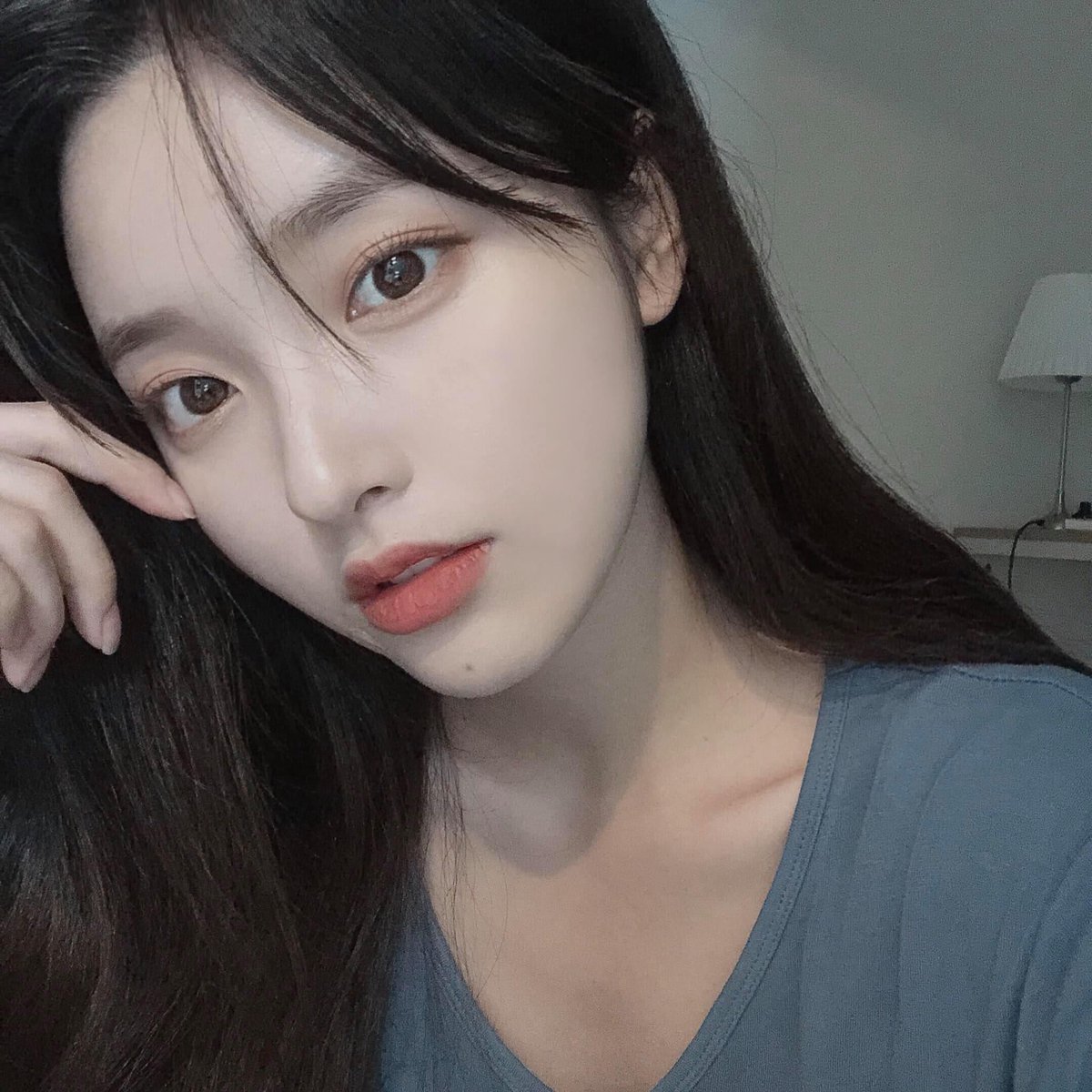 Knhs2_123's tweet photo. 🥴🥴

#knhs2 #bored #BoredAtWork #stayathome #StaySafe #StayHealthy https://t.co/4zaBqdWXaE