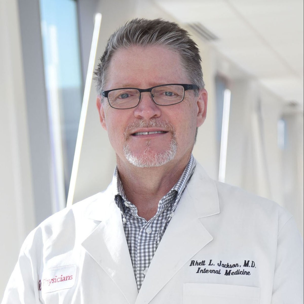 Congratulations to our very own Dr. Rhett Jackson who was elected to "Mastership" by the American College of Physicians! Dr. Jackson is the David Ross Boyd Professor of Medicine Section Chief of General Internal Medicine at @OUMedicine. <a href="/ACPinternists/">ACP</a> #ACP #ACP_OK