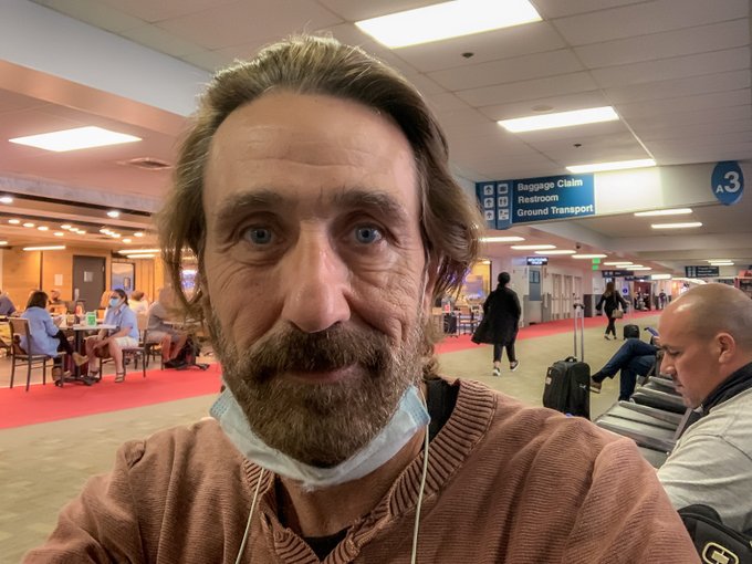 The #coronavirus has its perks. I never had a shorter line at the security check on the airport. 😀 https://t<a href="/tag/coronavirus"class="tags">#coronavirus</a>