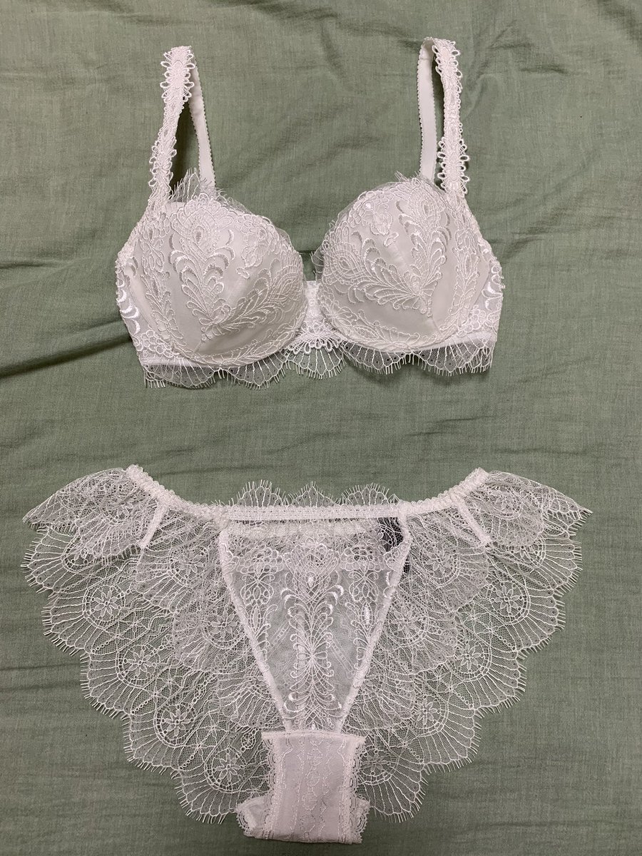 白石麻衣　ランジェリー【新品タグ♡激レア】ディア　白石麻衣着用モデル♡入手困難 白石麻衣 ランジェリー【新品タグ♡激レア】ディア 白石麻衣着用モデル