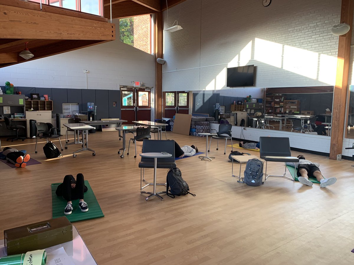 MsMcGurl's tweet photo. Wellness Wednesday presentation of the day was Autogenics 👏🏻👏🏻 #whatwhyhow https://t.co/nYDmlcHpqo