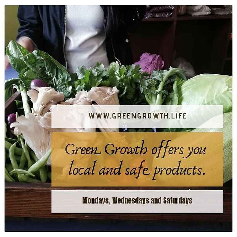 KARESAorg's tweet photo. With fresh locally sourced fruits and veggie green growth's basket, we are taking orders
.
Lets celebrate seasonal and local production
..
Use https://t.co/wgdWfH5zIc to order
...
#weeklybasket #vegetablebasket #fruitbasket #local #safe #goinglocal #seasonfresh #seasonalfruits https://t.co/Ola34A6rcy