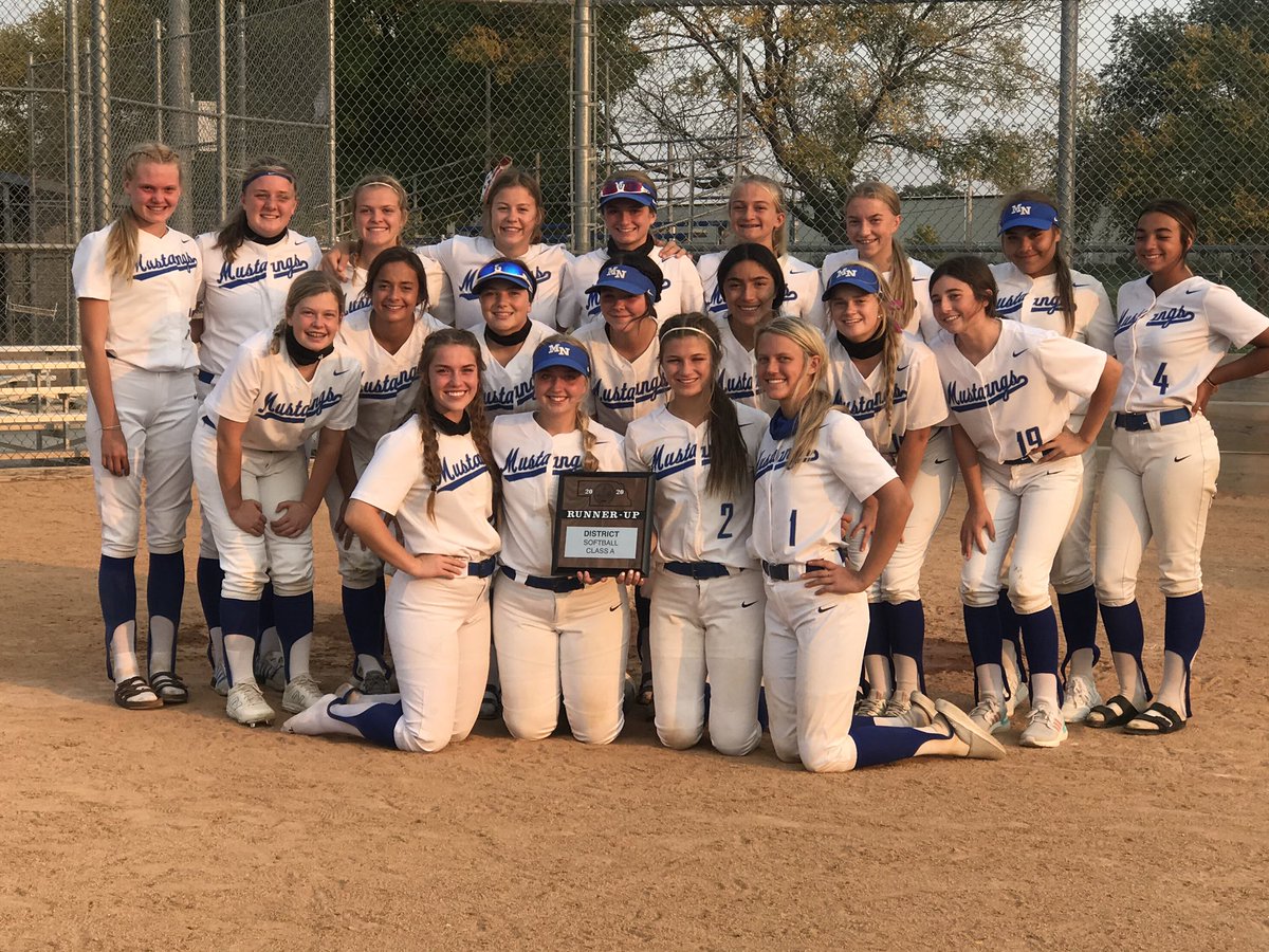 Our season comes to an end against a good Lincoln SW team in the district finals. We say goodbye to four great seniors. <a href="/_emzzzzzz/">Emily Shaw</a> <a href="/ryliejones_2/">Rylie Jones</a> <a href="/samseitz13/">samantha</a> and Olivia Hunt. Proud of their leadership. 4💣💣💣💣 on the day ! Foundation set for a bright future! #ExpectToBeGreat