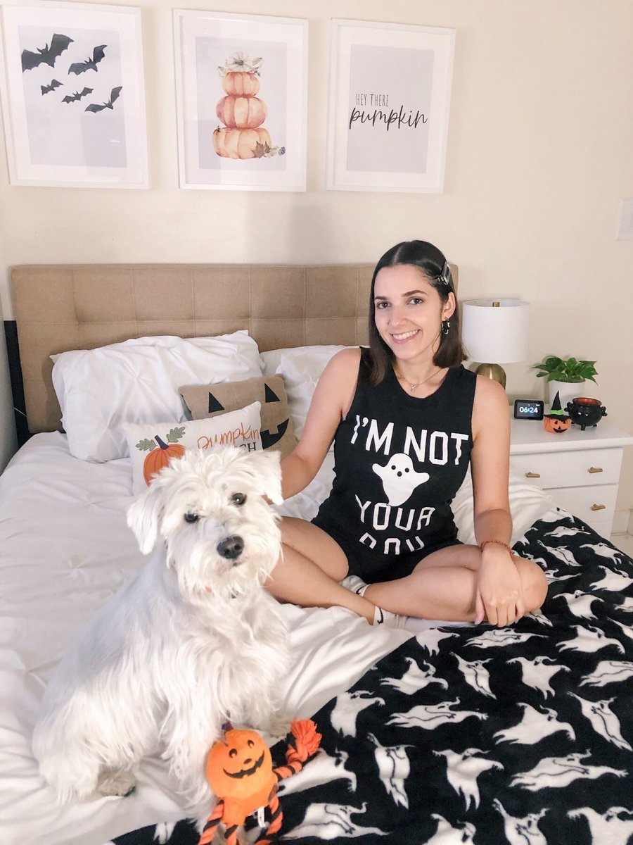 Annie in Wanderlust Blog tweet media