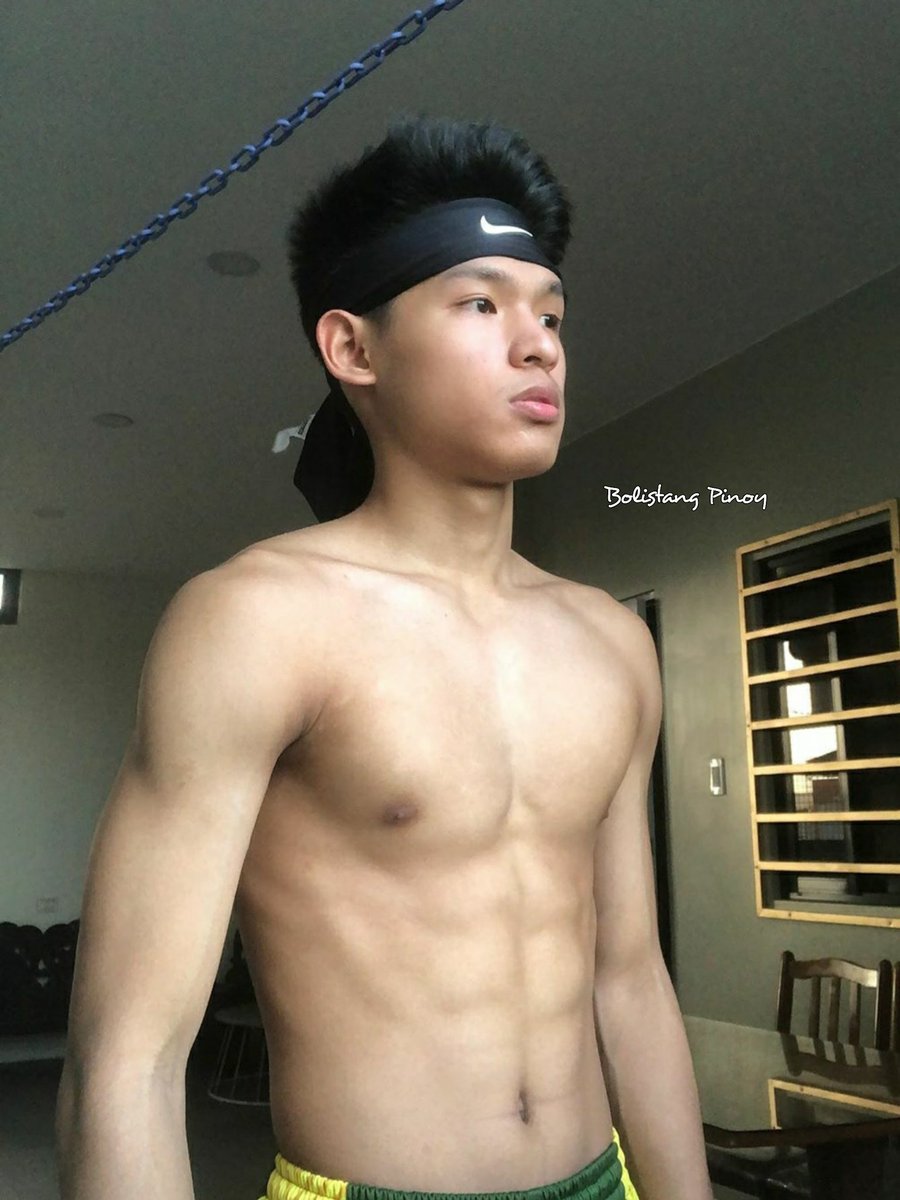 BolistangPinoyX's tweet photo. Chinito alert! Meet the mighty meaty Joshua from PCC 🏀🔥🏀 #BolistangPinoy #sarapngpinoy #sarapngbagets #hot #sexy #basketball https://t.co/WVreF6yZlC