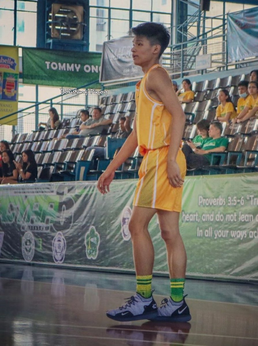 BolistangPinoyX's tweet photo. Chinito alert! Meet the mighty meaty Joshua from PCC 🏀🔥🏀 #BolistangPinoy #sarapngpinoy #sarapngbagets #hot #sexy #basketball https://t.co/WVreF6yZlC