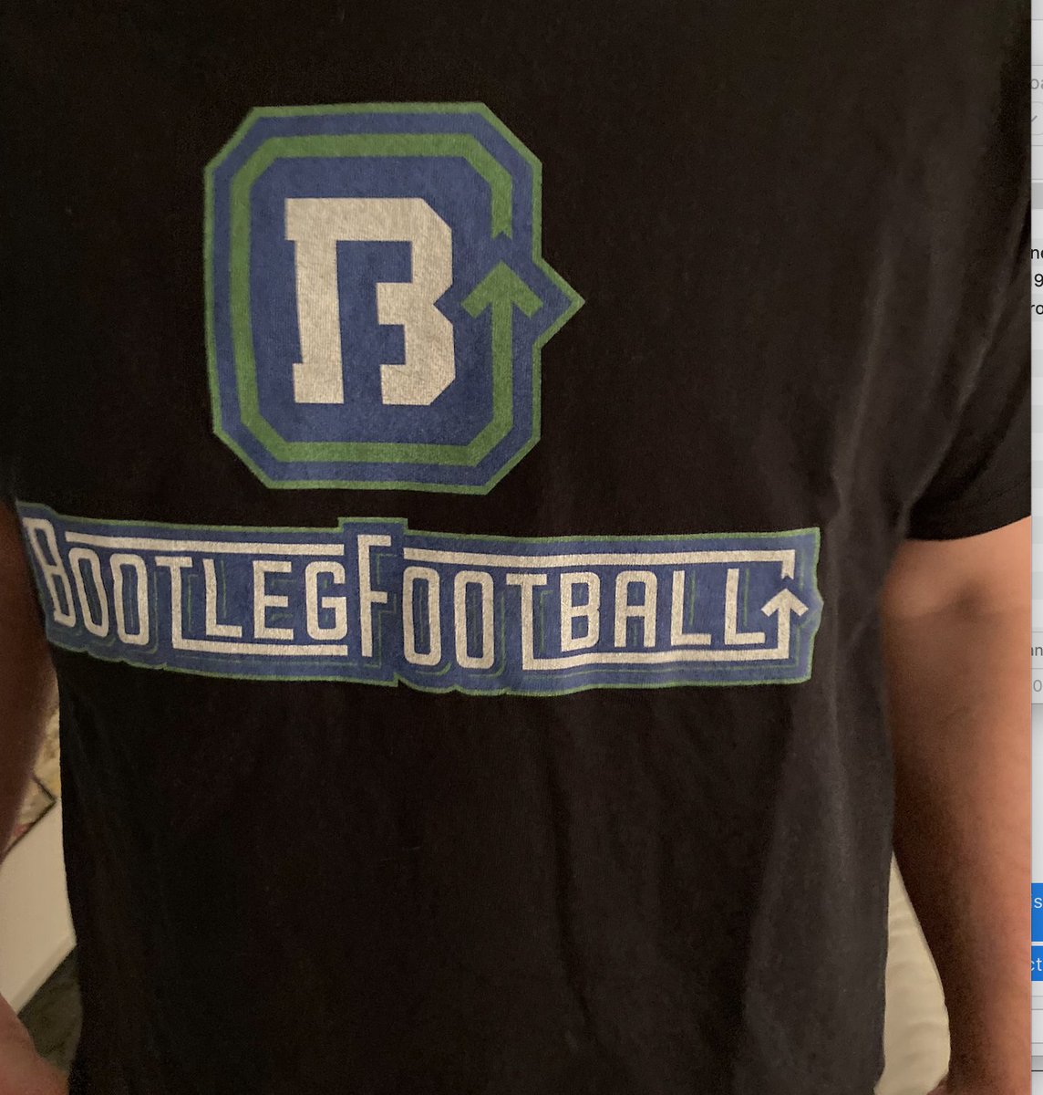 DannyBKelly's tweet photo. shouts to my bud @thedraftsmanFB for the Bootleg Football tee, in custom old school Seahawks colors https://t.co/TE6pX60Alh