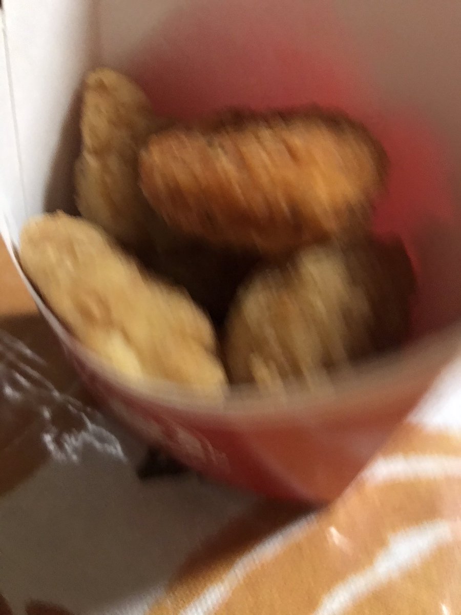 Myrna5A's tweet photo. @Wendys so disappointed with my order. They shorted the amount nuggets and instead of regular , someone decided to mix in some spicy ones! Maybe if the person taking the orders would listen, instead of talking while I was placing the order, so frustrating! https://t.co/xsJ2sjNT0s