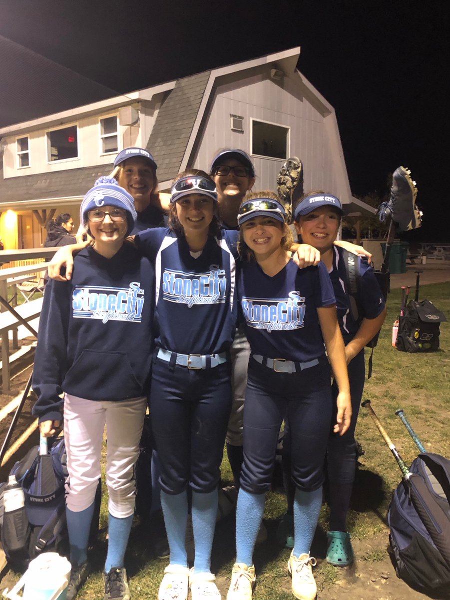A last minute decision by the girls to stay after practice and cheer on the 12u girls turned into a night full of laughter and fun!!!  Love that my girl says her new home feels like family!!! 💙🤍💙#softball #friendsbecomefamily <a href="/SCFastPitch_IL/">The Official Stone City Softball 🦈</a>