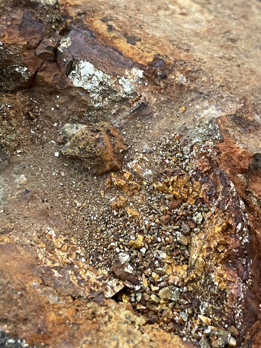 BuscarCompany's tweet photo. Close up of some of the rock ore being crushed.  We will provide an update when we get the report from the refinery.  #cgld #pennystocks https://t.co/2o4ECRB7co