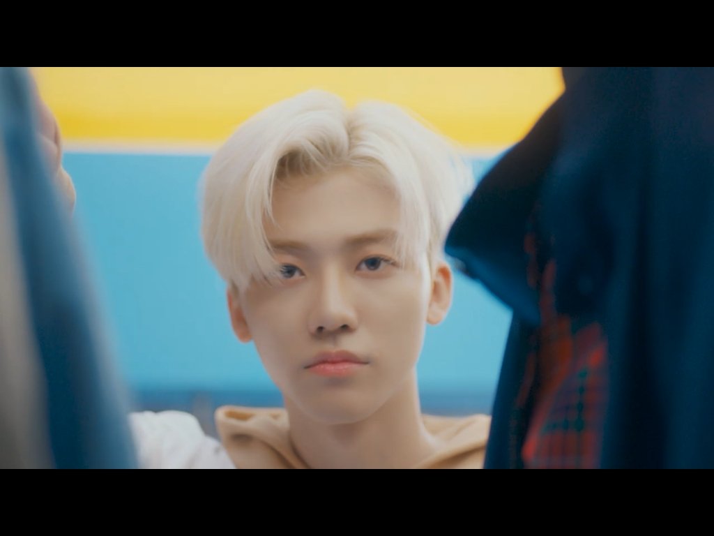 nct dream& #39;s déjà vu mv screenshots[ a thread ]