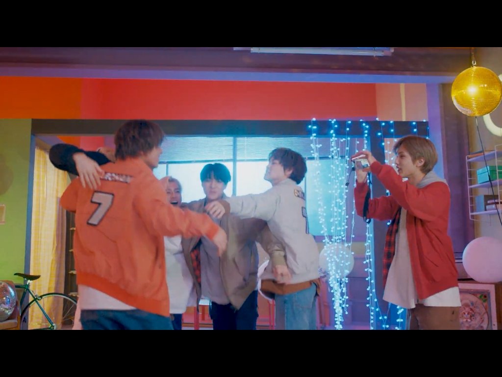 nct dream& #39;s déjà vu mv screenshots[ a thread ]