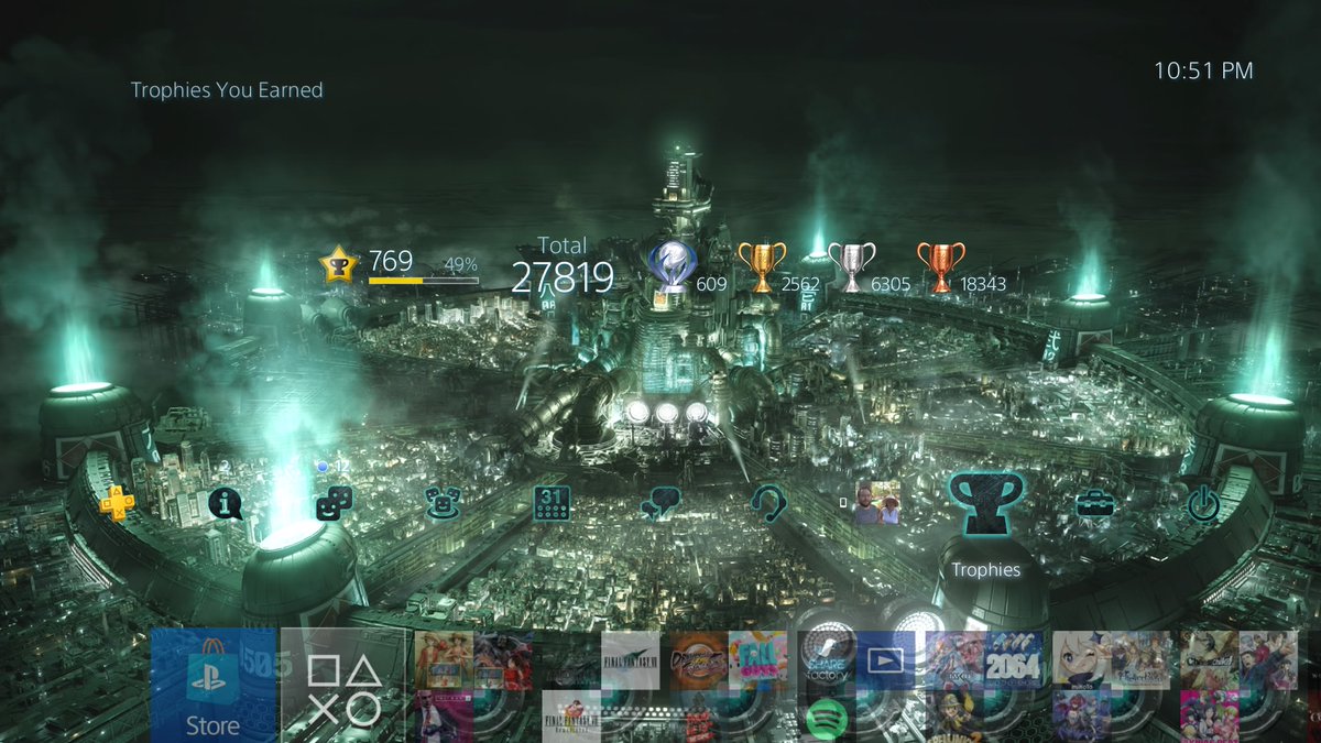 DreamMasterNemo's tweet photo. Man what a leap my level made.
#Trophylevel #Trophies #PS4share https://t.co/LvBEdBJrOV
