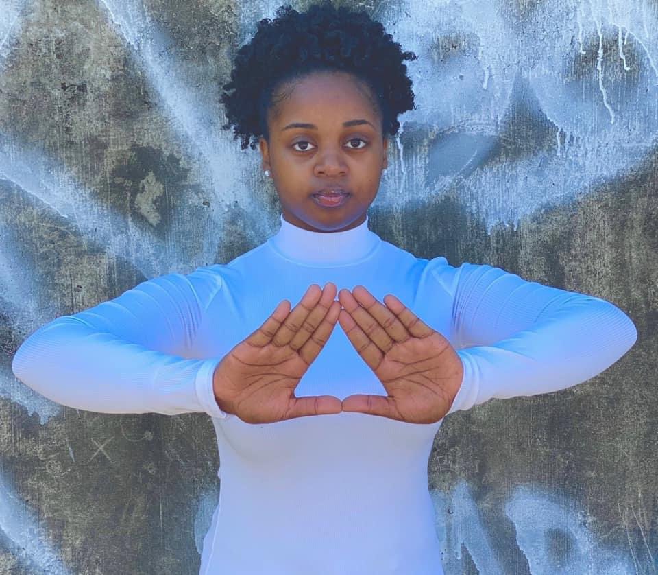 SadityLyd's tweet photo. Just cause I fell back, doesn’t mean I fell off. I was CHOSEN for this lifestyle❗️
1️⃣2️⃣ CLUB
I’ve finally made it to DELTA LAND. 🔺🐘 1913 LET THE WORK BEGIN.
Oo~oop Oo~oop Oo~oop. #OEmade #12club #DST #FA2020 https://t.co/bEbKo0Jzjb