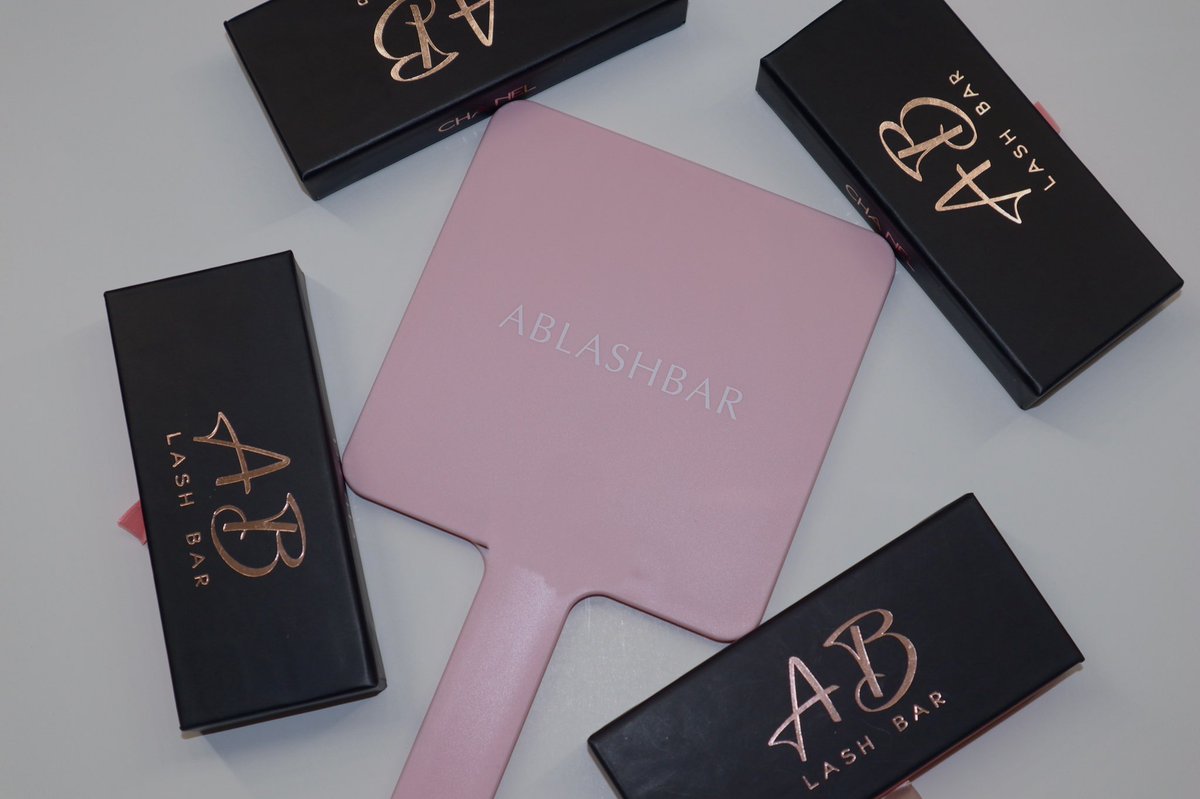 ablashbar's tweet photo. OUR HANDHELD MIRROS โจ
#handheldmirrors #comingsoon #3differentcolors #shopablashbar๐ https://t.co/QRGQyMzyXp
