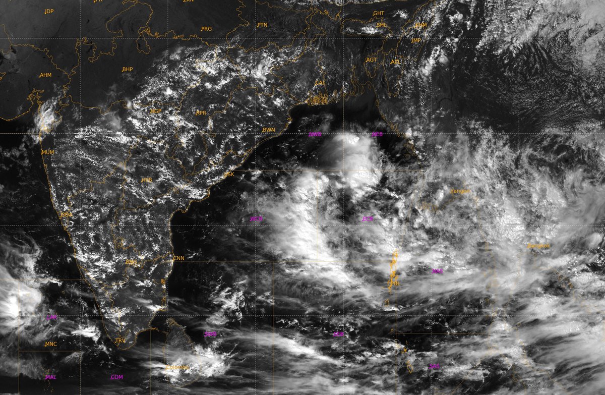 mcbbsr's tweet image. #LowPressureArea now lies over north #Andaman Sea &amp;amp; #adjoining #Eastcentral Bay of Bengal.  It is very likely to
concentrate into a #Depression over central Bay of Bengal by tomorrow, 10th #October morning.