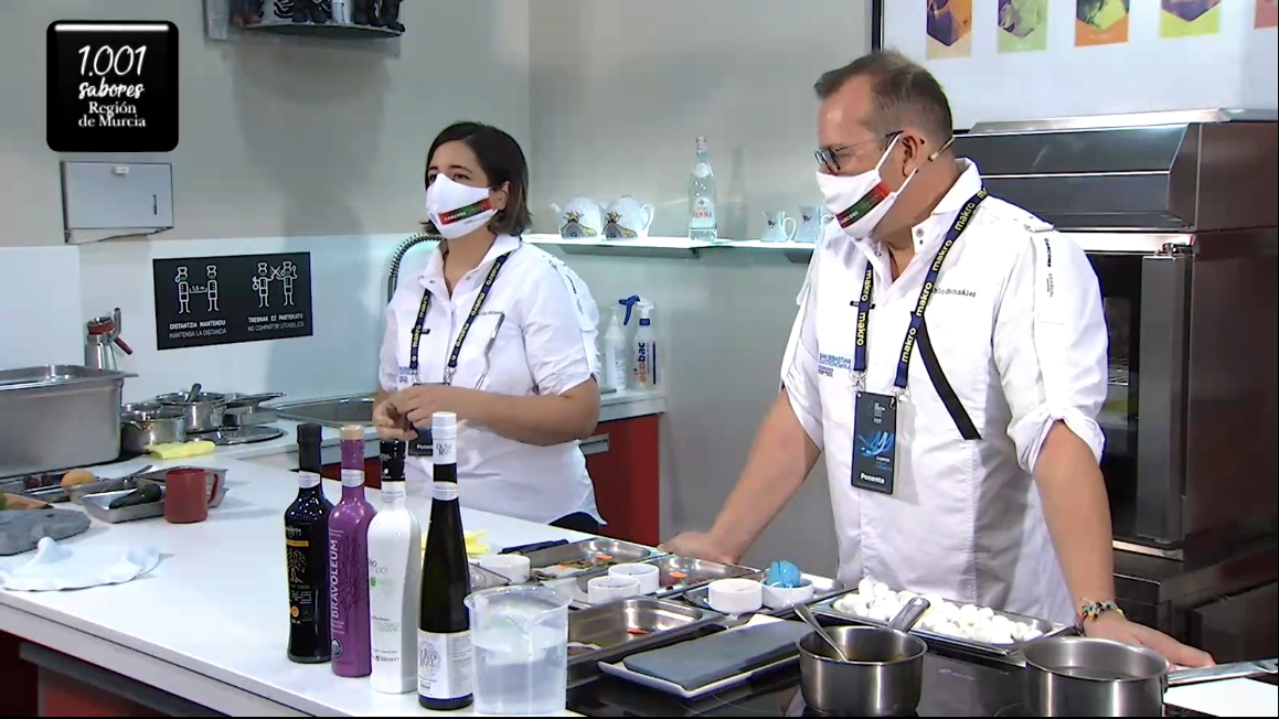 Vamos a descubrir la gastronomía de la #RegiónDeMurcia con un árbol: la morera <a href="/MagogaCT/">Magogarestaurante</a> #ssg20