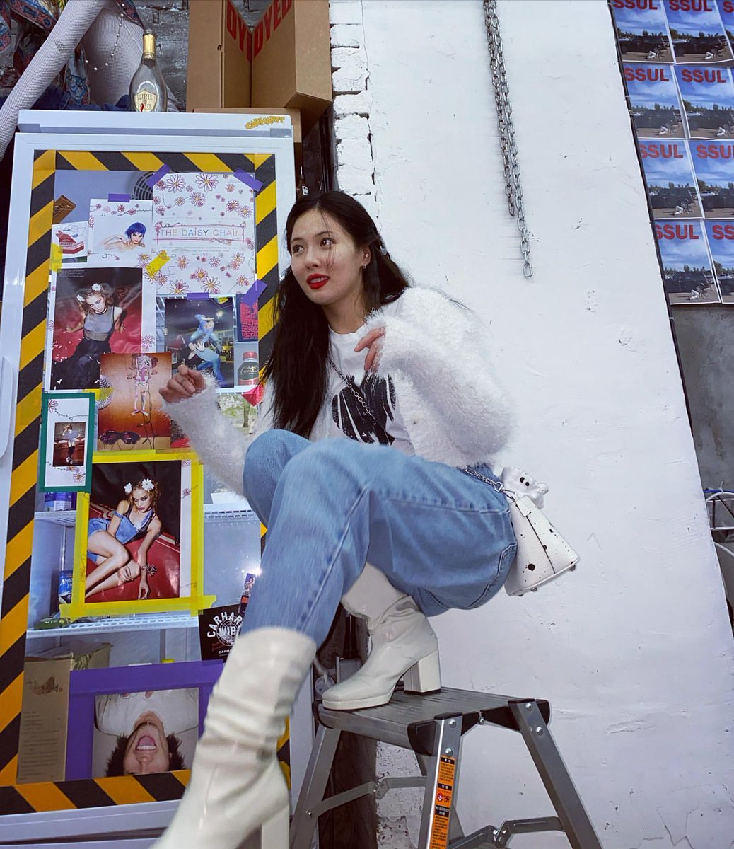 HyunA pics🍒 tweet media