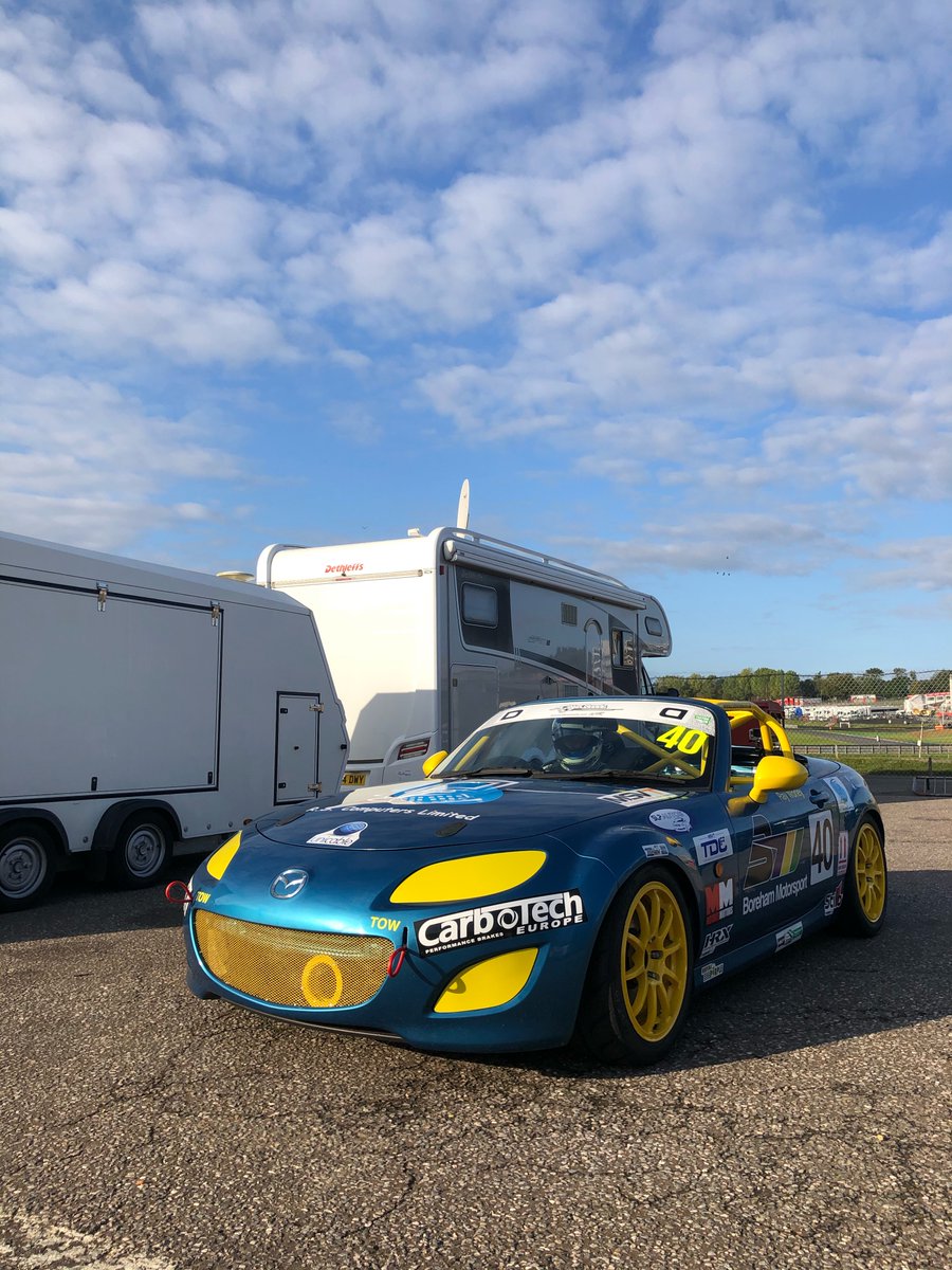 Boreham_MS's tweet photo. It is a bright, sunny and very cold day for testing today at @Brands_Hatch  on the GP circuit ahead of @msvtracing  Trackday Championship this Sunday. https://t.co/Kg0ZOqnphm