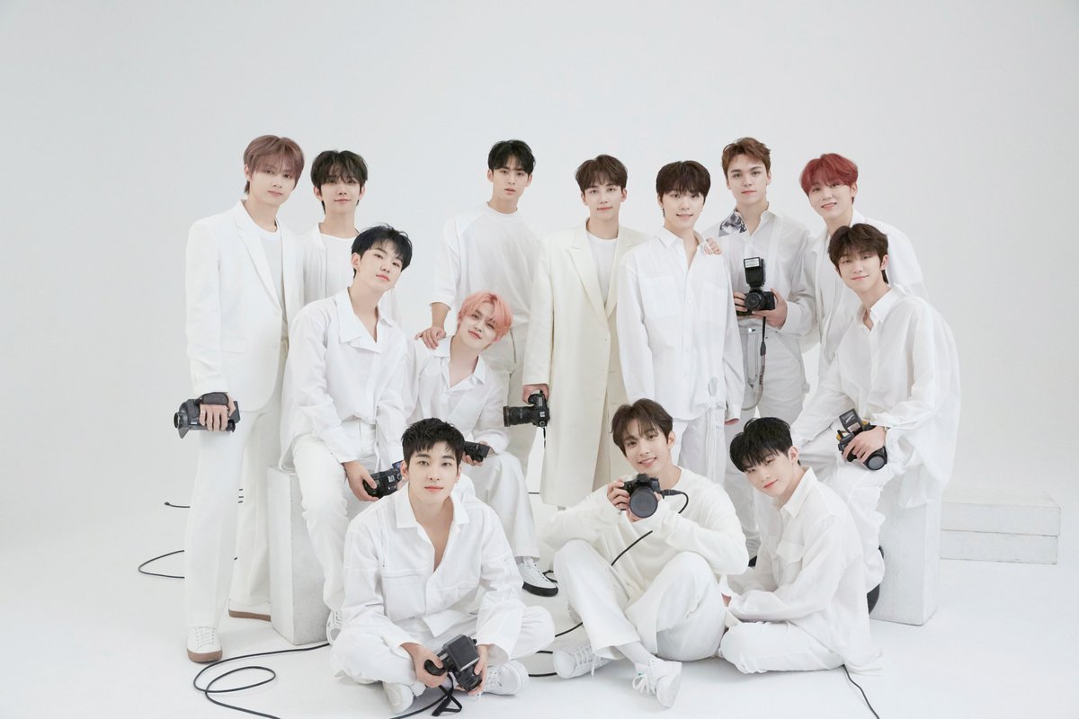 [#SEVENTEEN JAPAN NEWS]
JAPAN 2ND MINI ALBUM「24H」が日本レコード協会のゴールドディスク認定にてプラチナディスク（累計25万枚以上出荷）に認定されました！CARATの皆様の応援のおかげです。ありがとうございました！
メンバーからのコメントもぜひお読みください。
seventeen-17.jp/posts/informat…