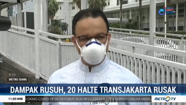 #MetroSiang pasca unjuk rasa menolak pengesahan UU Cipta Kerja, Gubernur DKI Jakarta Anies Baswedan meninjau beberapa halte busway Transjakarta yang dirusak dan dibakar massa. Menurut Anies, hingga kini ada total sekitar 20 halte yang rusak dengan kerugian hingga 55 miliar rupiah