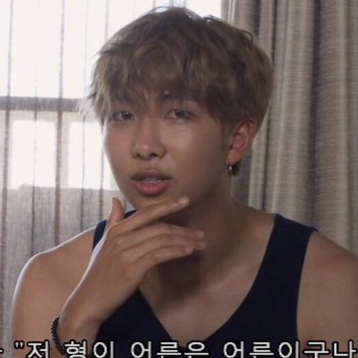 Namjoon in sleeveless shirts:A deadly thread.