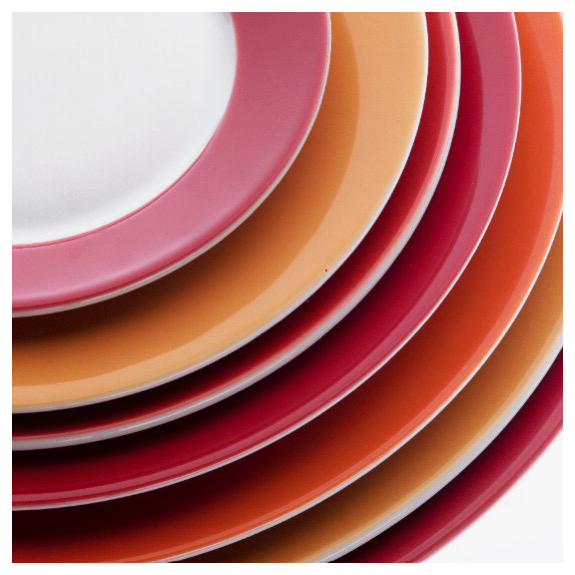 Royal_Tableware's tweet image. The Walküre range does not only consist of coffee cups, but also other tableware such as different sizes of high quality porcelain plates in all kinds of colours.

#walküre #walküreporzellan #walkuereporzellan #tableware #colours #quality #porcelain #royaltableware #amsterdam