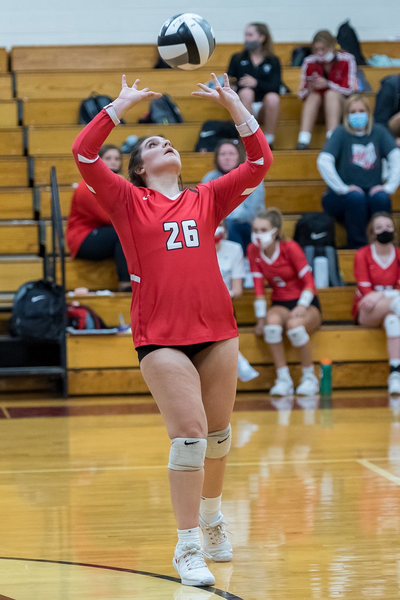 russellgifford's tweet photo. Firelands' Lindsey Wilson makes the set at Wellington in JV action tonight. @firelandsvb @FirelandsFalcon https://t.co/p0g8qnxcdT