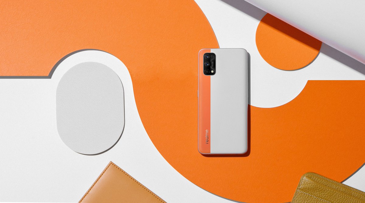 MadhavSheth1's tweet photo. Hope you all like the Sun Kissed Leather Special Edition of #realme7Pro.🍊☀️

I am confident that our eco-friendly Vegan Micrograin Leather will be a trendsetting design in the smartphone industry. https://t.co/PW83vIhFGz
