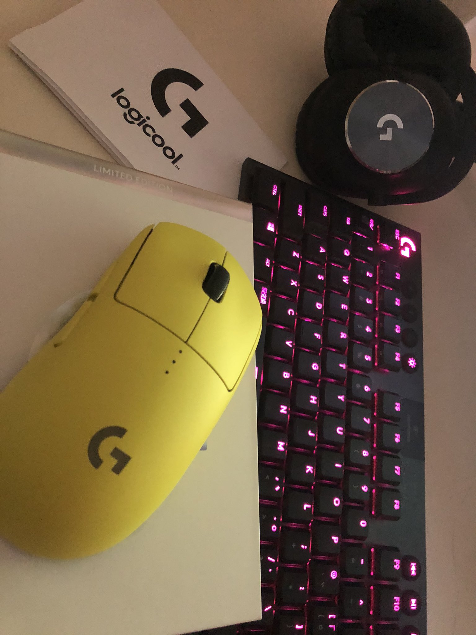 gpro wireless ライム （Limited Edition Brand New logitech G