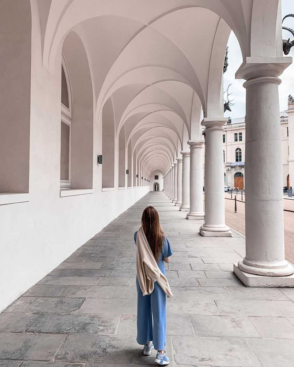 INNSiDEIbiza's tweet image. Keep walking

#innsideDresden #staycurious #innsidebymelia