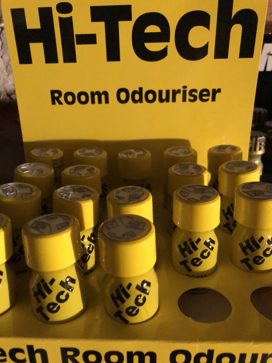 Vapoppers's tweet photo. Bonjour a tous, à partir de 3€90 le #poppers c’est l’opération à ne pas manquer sur le site de https://t.co/ecyKFSJV8i tout nos arômes sont à -35% et frais postaux offerts ( voir conditions sur la boutique en ligne) #rencontres #sex #propyle #butyle #pentyle https://t.co/2qvcg8HNt6