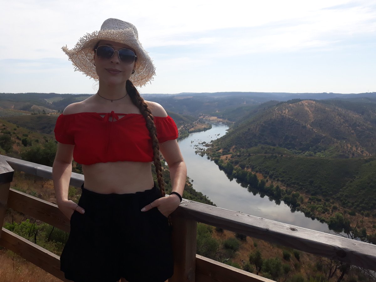 diana_therose's tweet photo. #filters #noedit #ObservatóriodeAvifaunadoOuteiro #observatóriodeavifauna #Outeiro #Gavião #traveling #travelgirl #travelgram #happy #verylongbraid #verylonghair #whitehat #lifestyle #happy #outdoors #holiday #vacation #croptop #RioTejo #TagusRiver #landscape #Portugal #Europe https://t.co/GyUMBFe32V