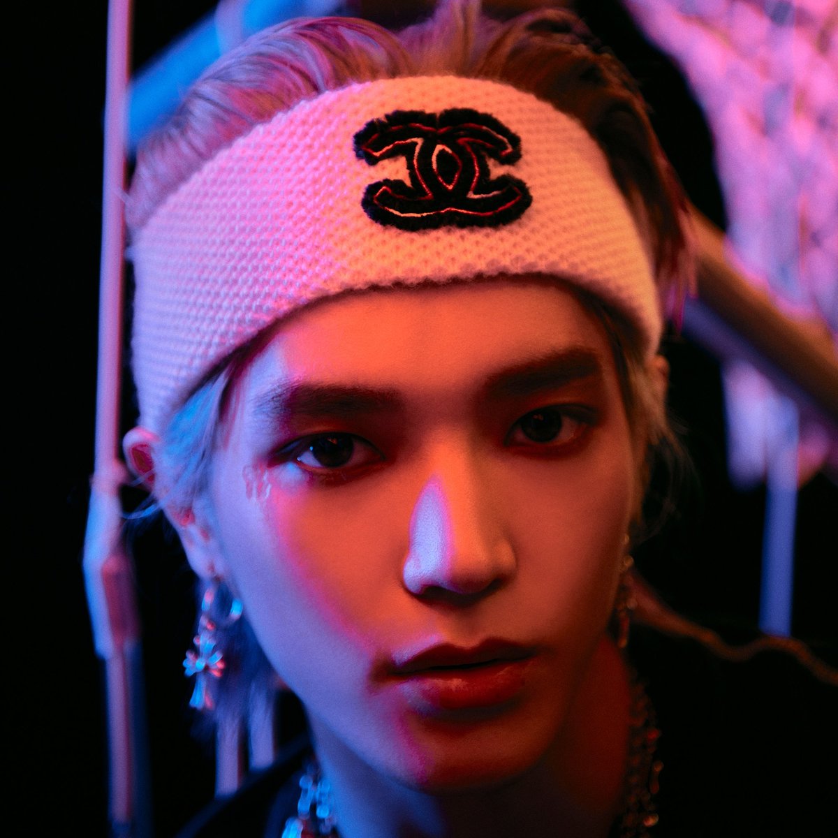 yourfirstbias's tweet photo. well.............. https://t.co/v9y3rWPJRX