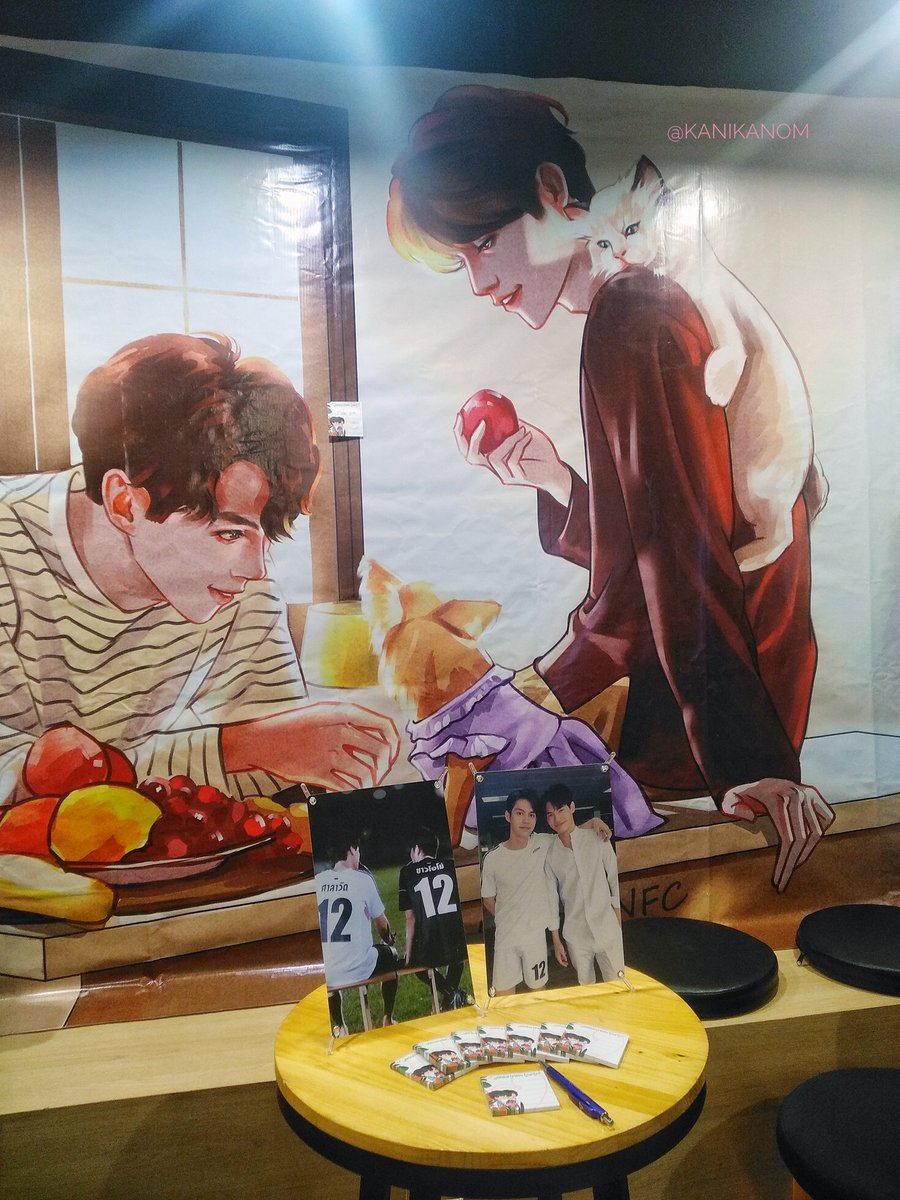 KaniKanom's tweet photo. น้องน่ารักมากเลยค้าบ ยืนรอรับฟค.หน้าร้านทั้งวันเลย เปงห่วงจัง คงจะเมื่อยน่าดู 😆😆
วันนี้เอากล้องมาแต่ลืมเมม เลยถ่ายจากมือถือ ไม่ลืมไม่ใช่ฝน😂😂
ขอบคุณปจดีๆนะคะ แต่งร้านน่ารักมากเลยค่ะ @BrightWin_CNFC
ร้านcilic tea ชั้นใต้ดินจามจุรีสแควร์
#StayWithBrightWin
#bbrightvc
#winmetawin https://t.co/022csvn2y0