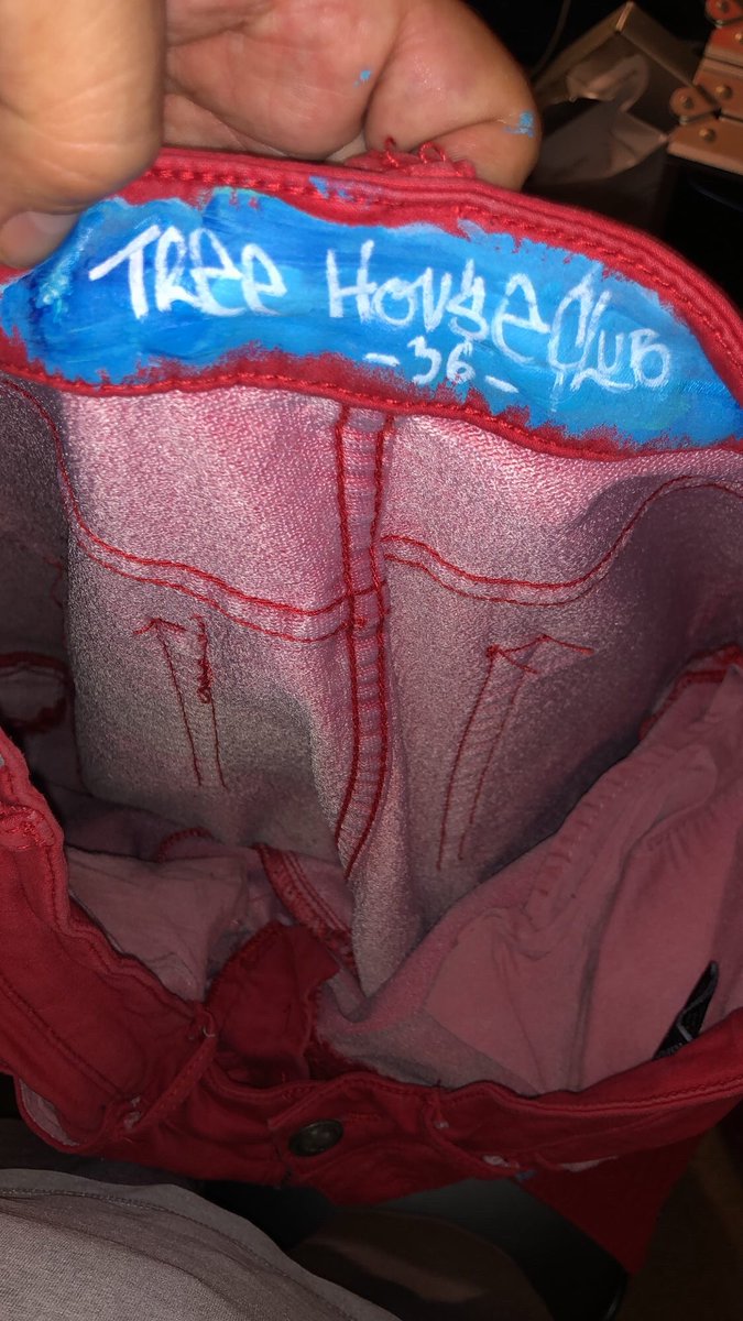 Ghambit's tweet photo. I posted these@ATreeHouseClub pants I customized &amp; somebody legit offered me $350 for them. Lol 😆 I’m pretty sure I can do this designer thing. lol https://t.co/QmOYYAHmIV